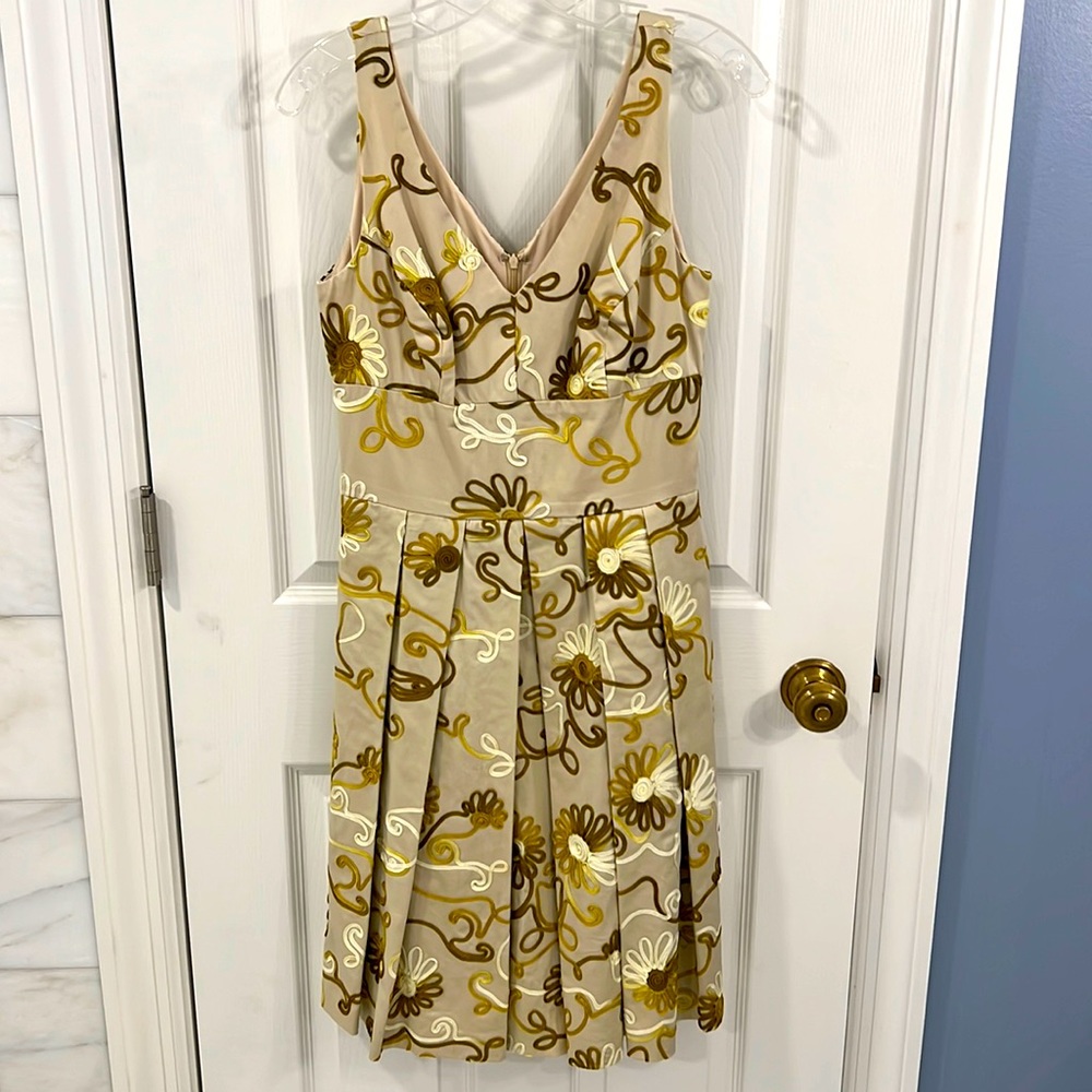 Adorable fitting Kaki and green embroidered dress